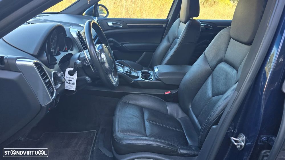 Porsche Cayenne Diesel Tiptronic S - 24