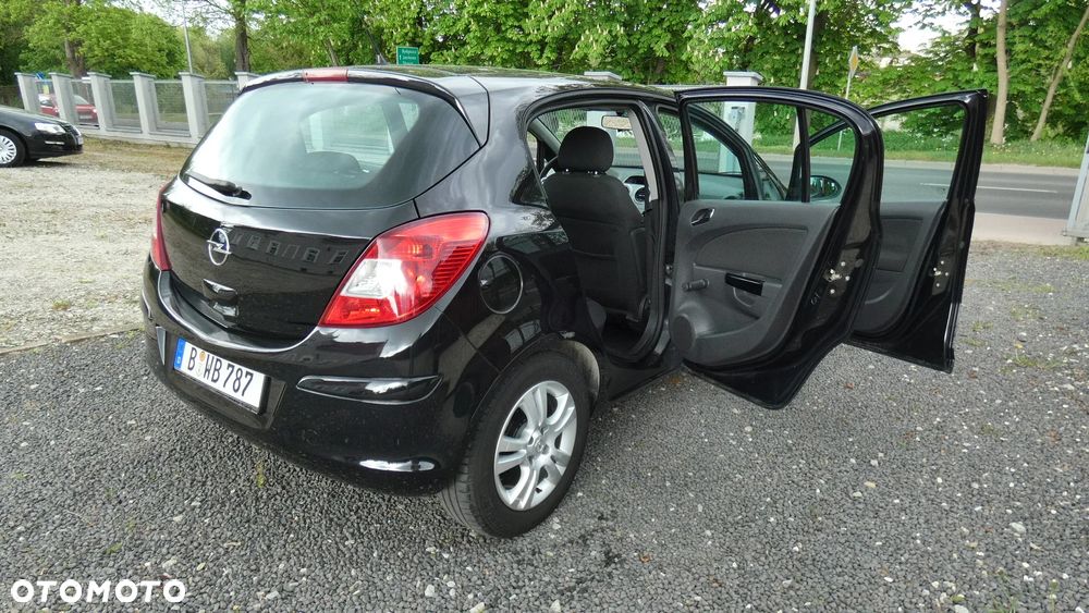 Opel Corsa 1.2 16V Edition - 16
