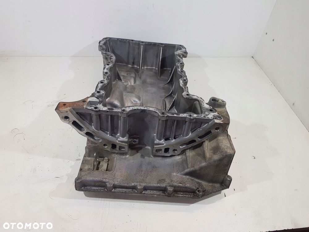 miska oleju 2129f grand cherokee wk2 3.0 crd vm63d - 3