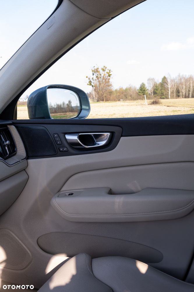 Volvo XC 60 D4 AWD Inscription - 29