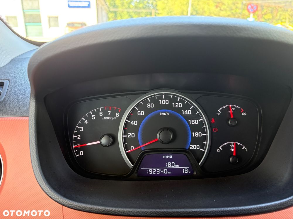 Hyundai i10 1.2 Fifa World Cup Edition - 14
