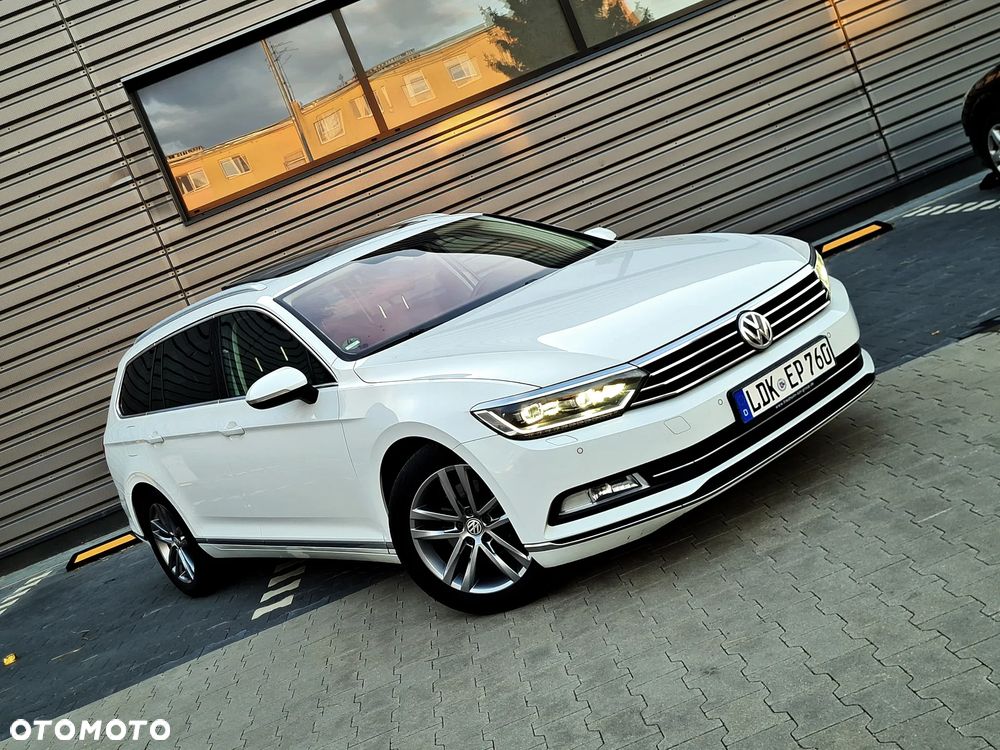 Volkswagen Passat Variant 2.0 TDI SCR DSG BlueMotion Highline - 3