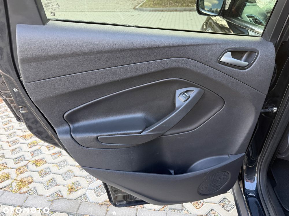 Ford Kuga 2.0 TDCi 4x4 Titanium - 19