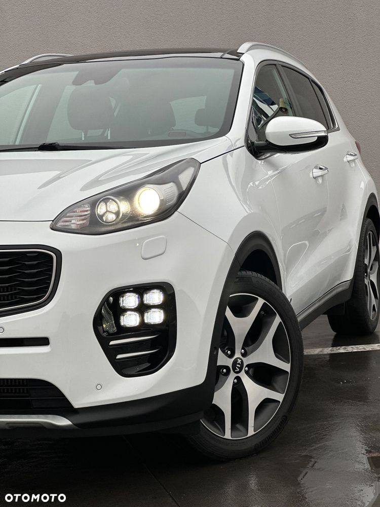 Kia Sportage 2,0 CRDI AWD GT Line - 9