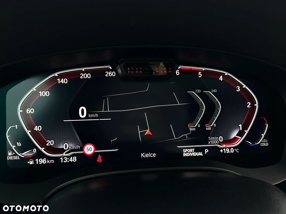 BMW Seria 5 530d xDrive mHEV Luxury Line - 29