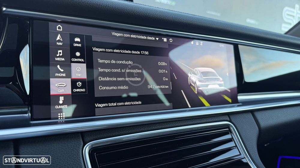 Porsche Panamera 4 E-Hybrid Platinum Edition - 24