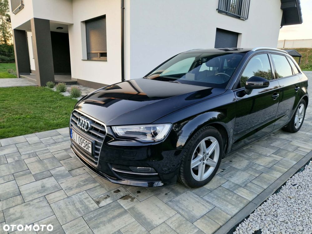 Audi A3 Sportback 2.0 TDI Attraction - 1