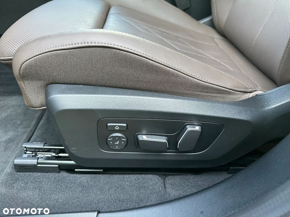 BMW X3 xDrive20d mHEV - 11