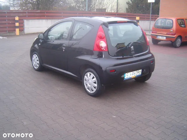 Peugeot 107 - 10