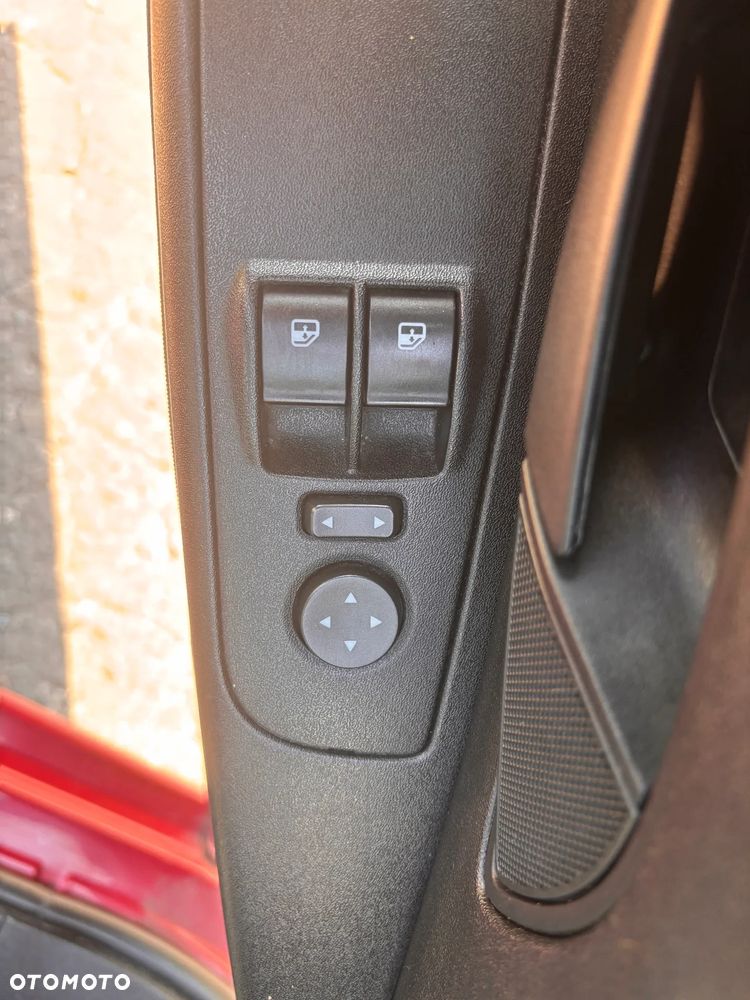 Fiat Grande Punto - 4