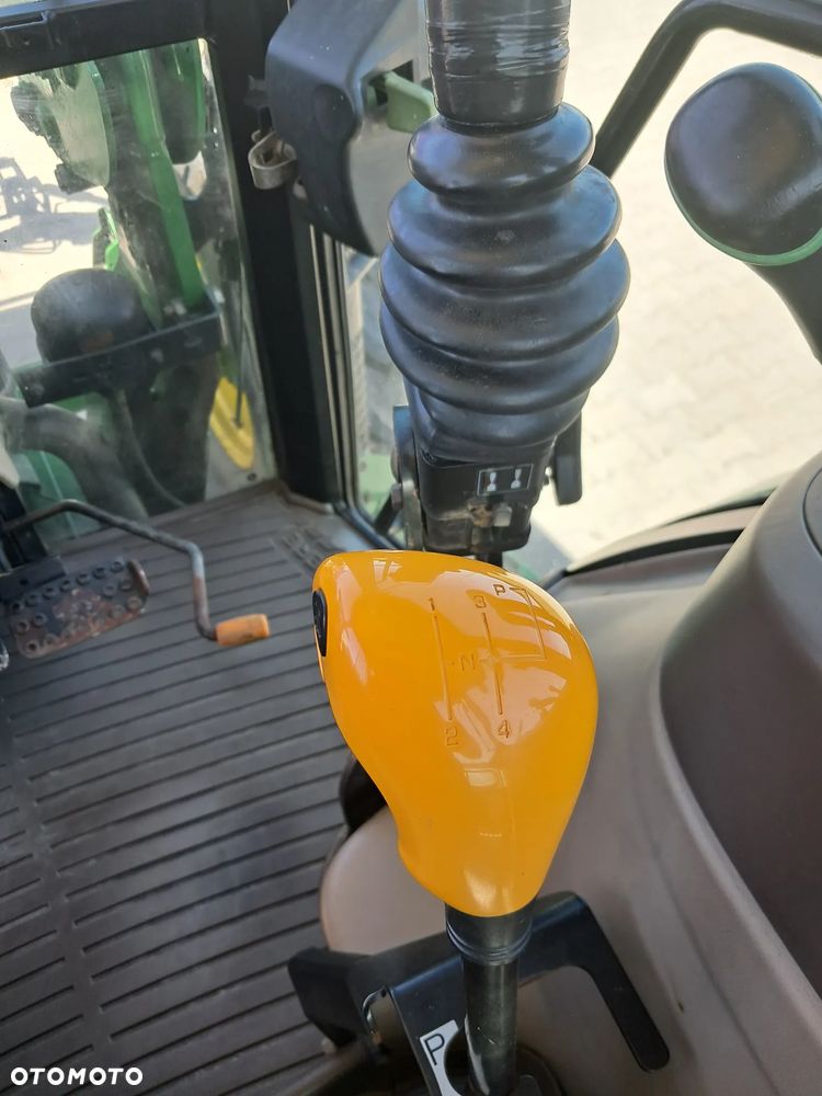 John Deere 5100M - 25