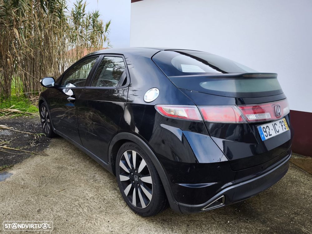 Honda Civic 1.8 Elegance - 4