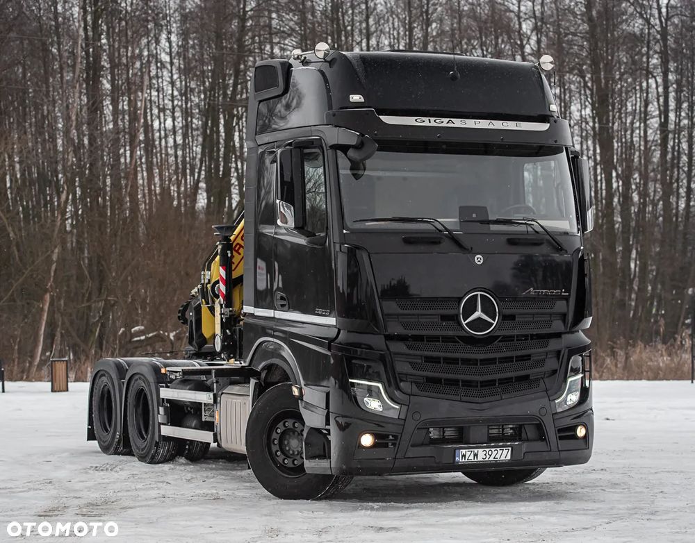 Mercedes-Benz ACTROS - 1