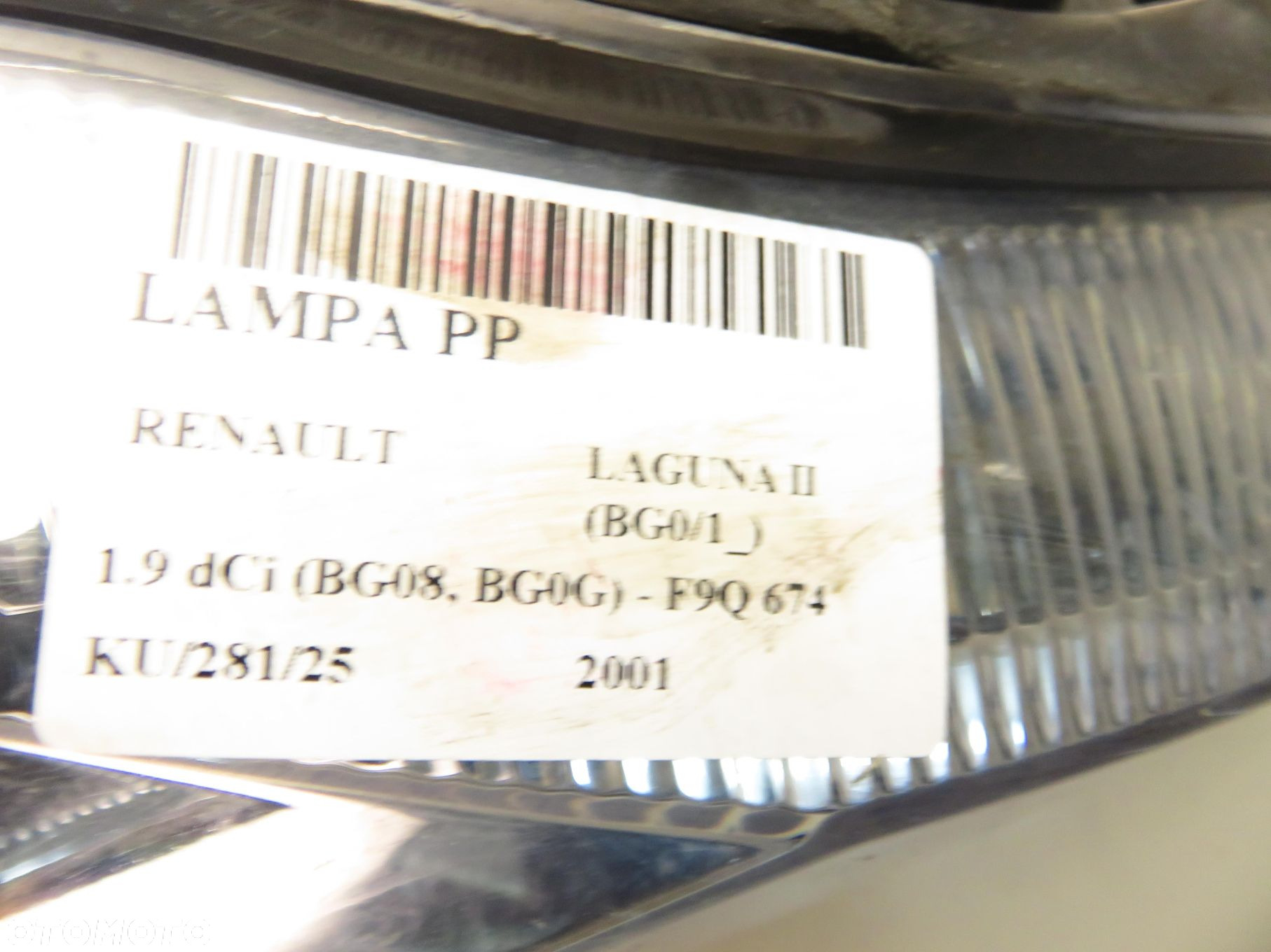 LAMPA PRAWA PRZEDNIA RENAULT LAGUNA II - 11
