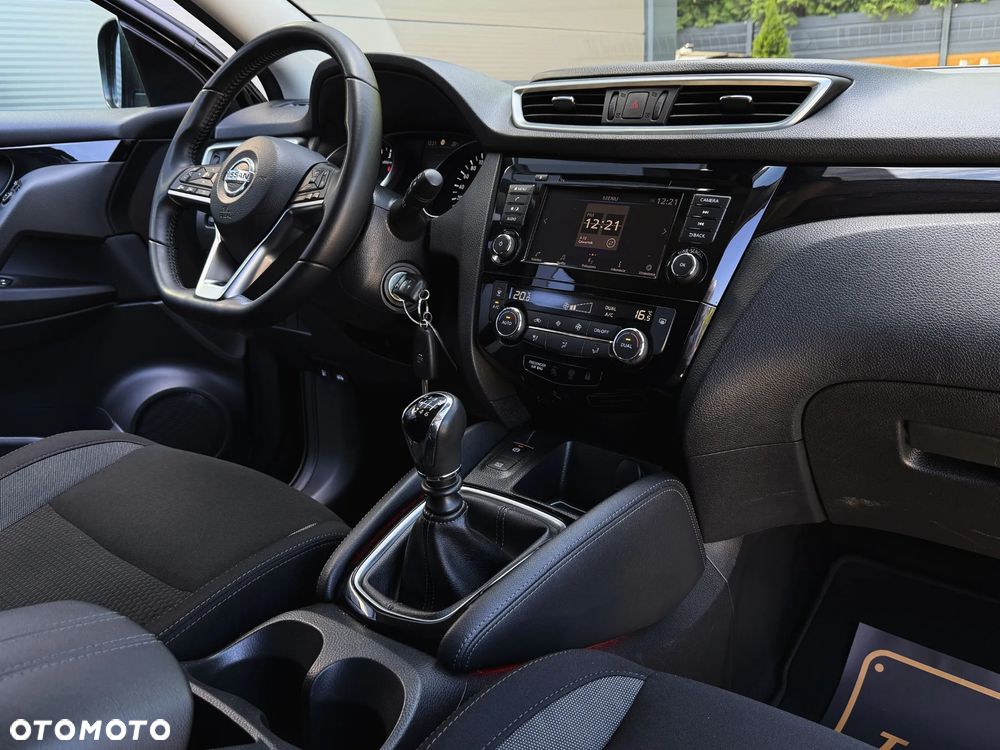 Nissan Qashqai 1.5 dCi N-WAY - 17