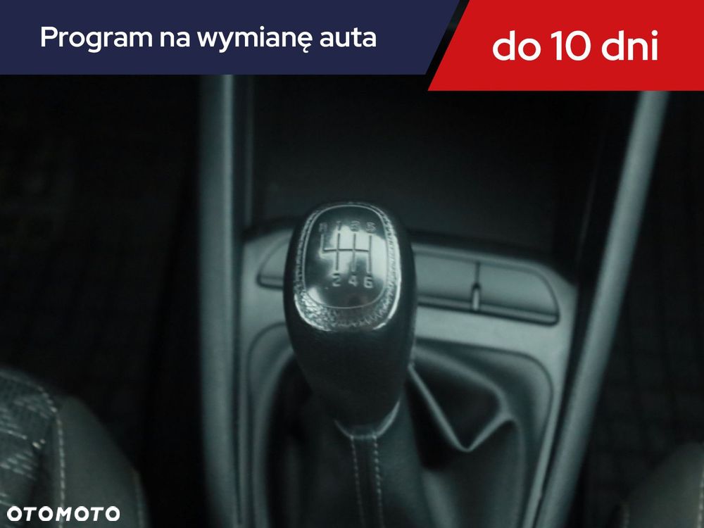 Kia Rio - 14