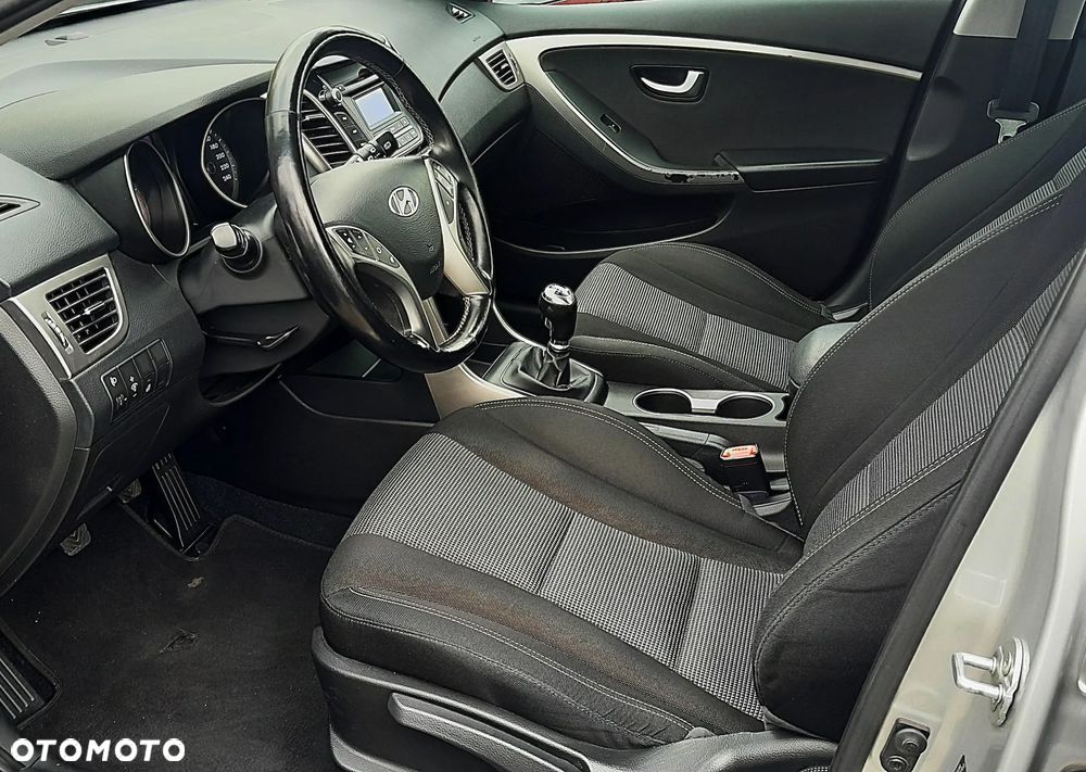 Hyundai i30 1.6 Style - 8