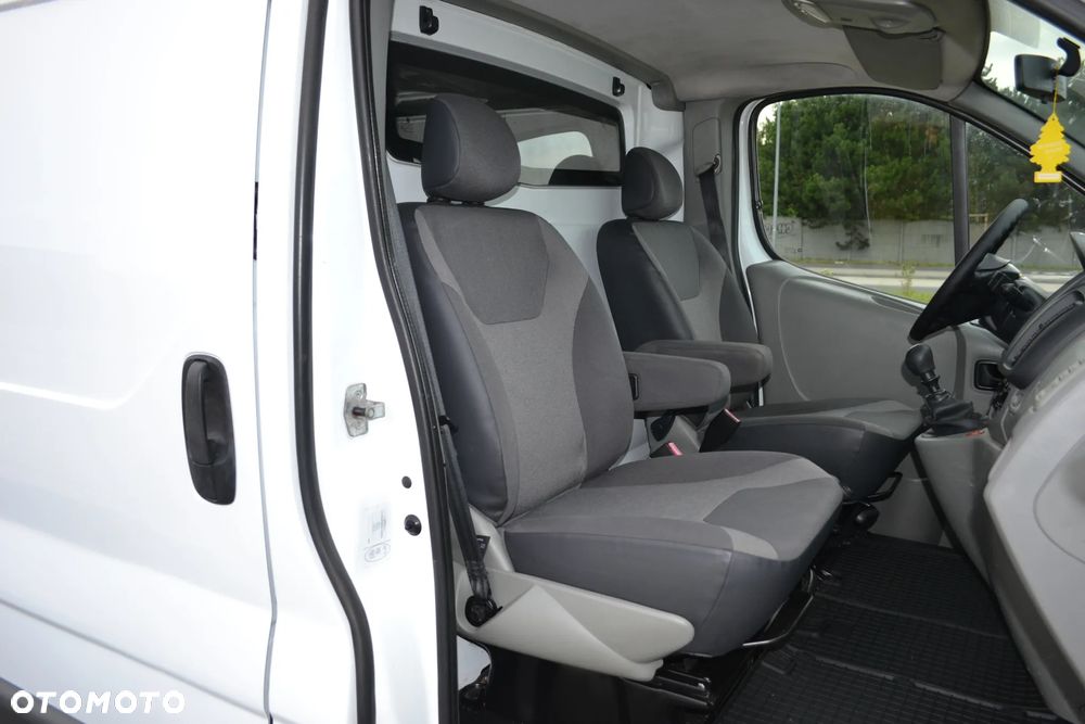 Renault Trafic - 21