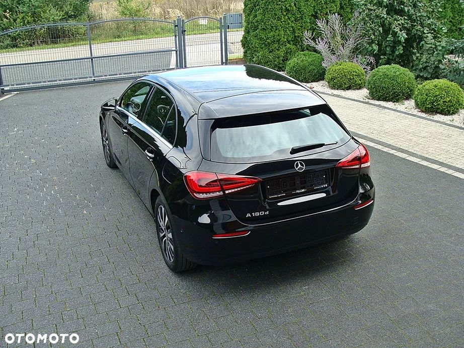 Mercedes-Benz Klasa A 180 d 8G-DCT Lim Progressive Advanced - 27