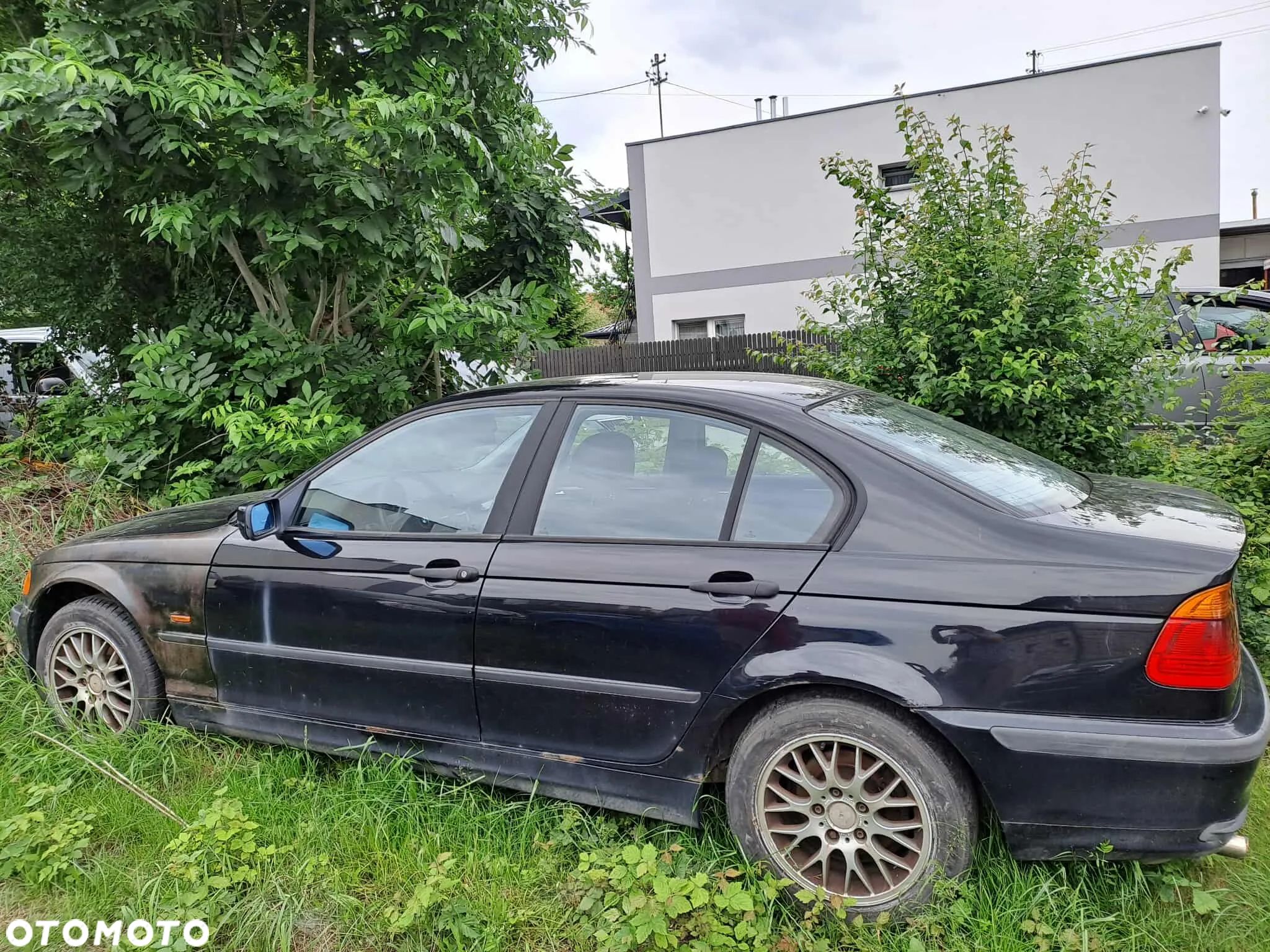 BMW Seria 3 316i - 1