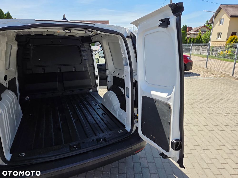 Volkswagen Caddy Maxi 2.0 TDI - 19