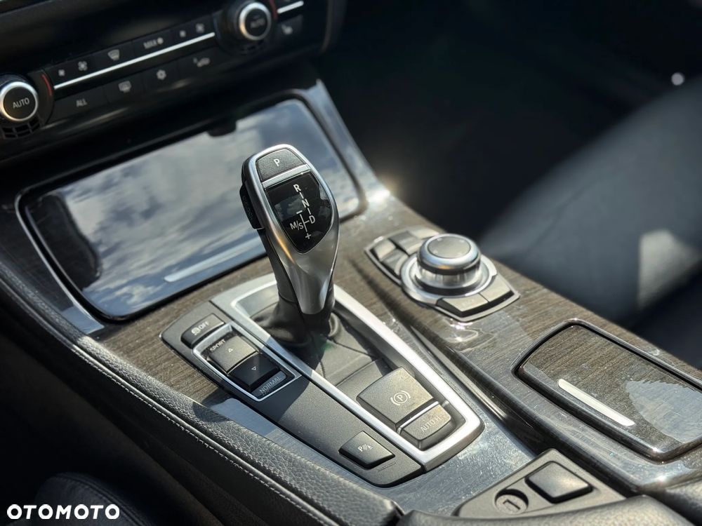 BMW Seria 5 535d Sport-Aut - 20