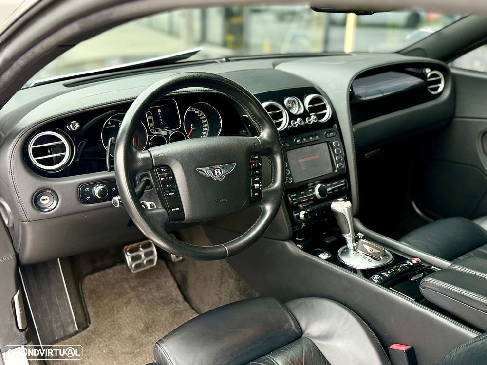 Bentley Continental GT - 15