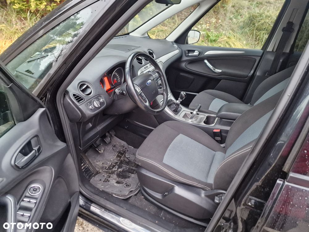 Ford Galaxy 2.0 TDCi Titanium - 24