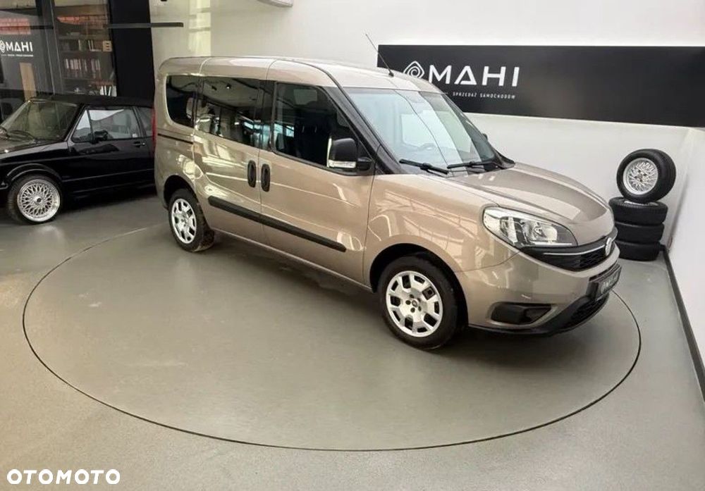 Fiat Doblo 1.4 16V Start&Stopp MyLife Family - 13