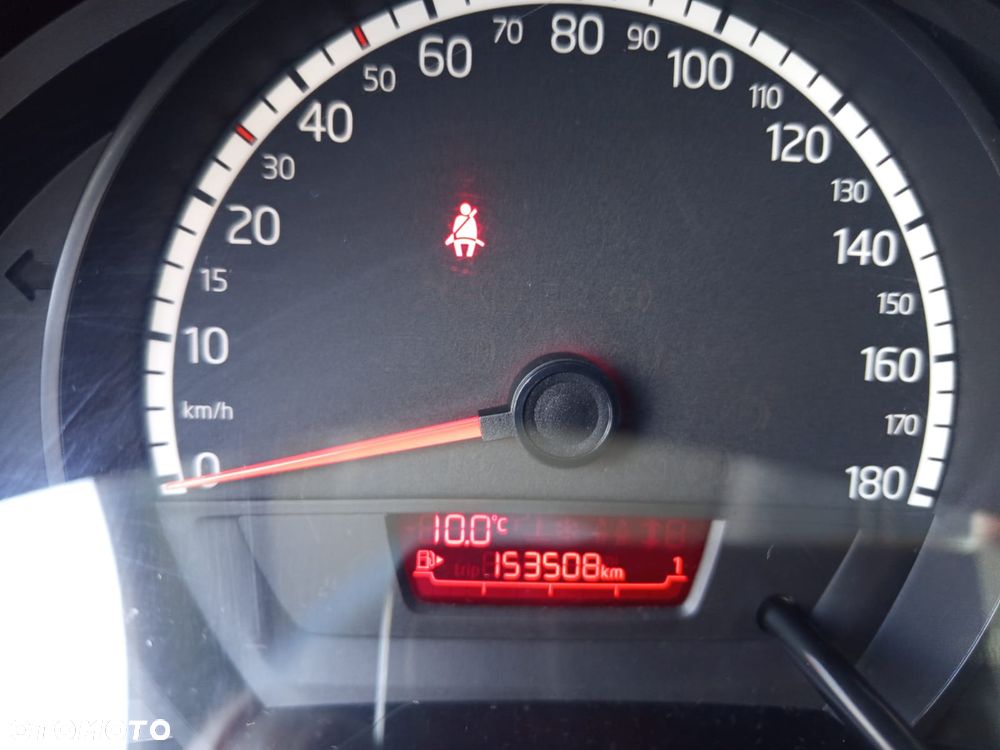 Volkswagen up! black - 14