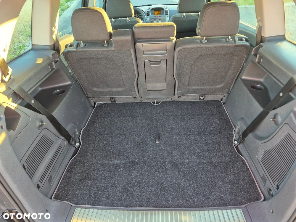 Opel Zafira - 18