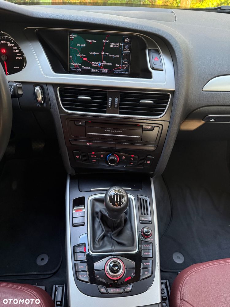 Audi A4 Avant - 28