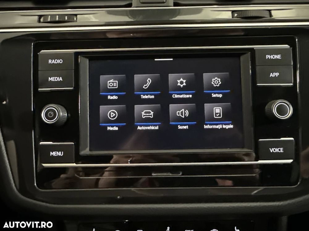 Volkswagen Tiguan - 21