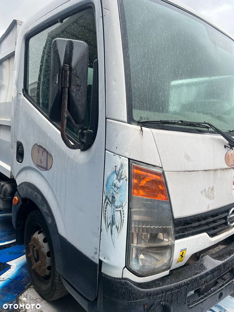 Nissan Cabstar 35.13-2900 KABINA / Karoseria / Części !! 2007r. - 2