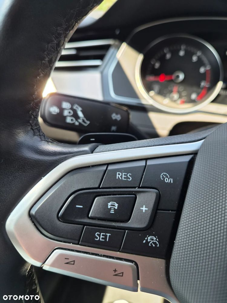 Volkswagen Passat 1.5 TSI EVO Elegance DSG - 11