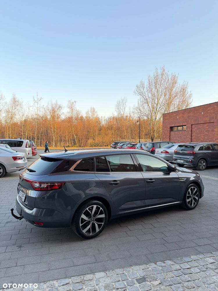 Renault Megane ENERGY TCe 140 EDC BOSE EDITION - 14