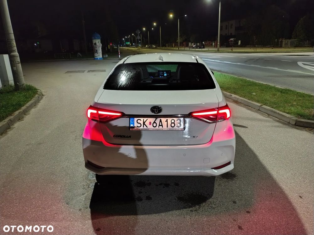 Toyota Corolla 1.8 Hybrid Style - 2