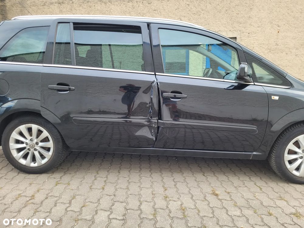Opel Zafira 1.8 Edition Plus - 21