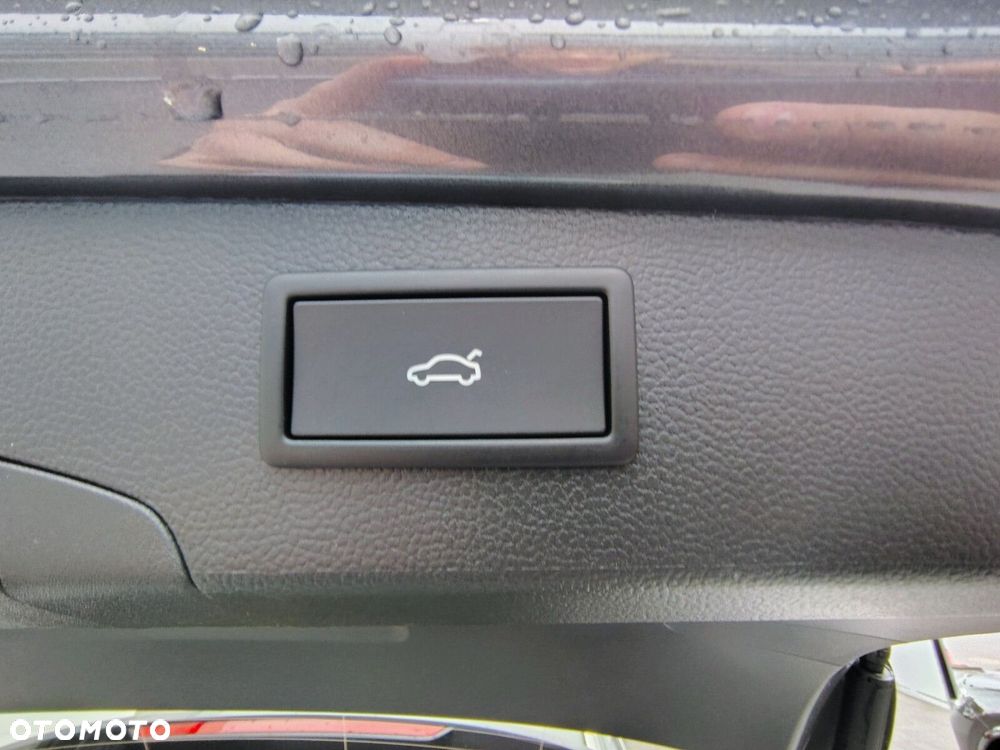 Volkswagen Passat - 11