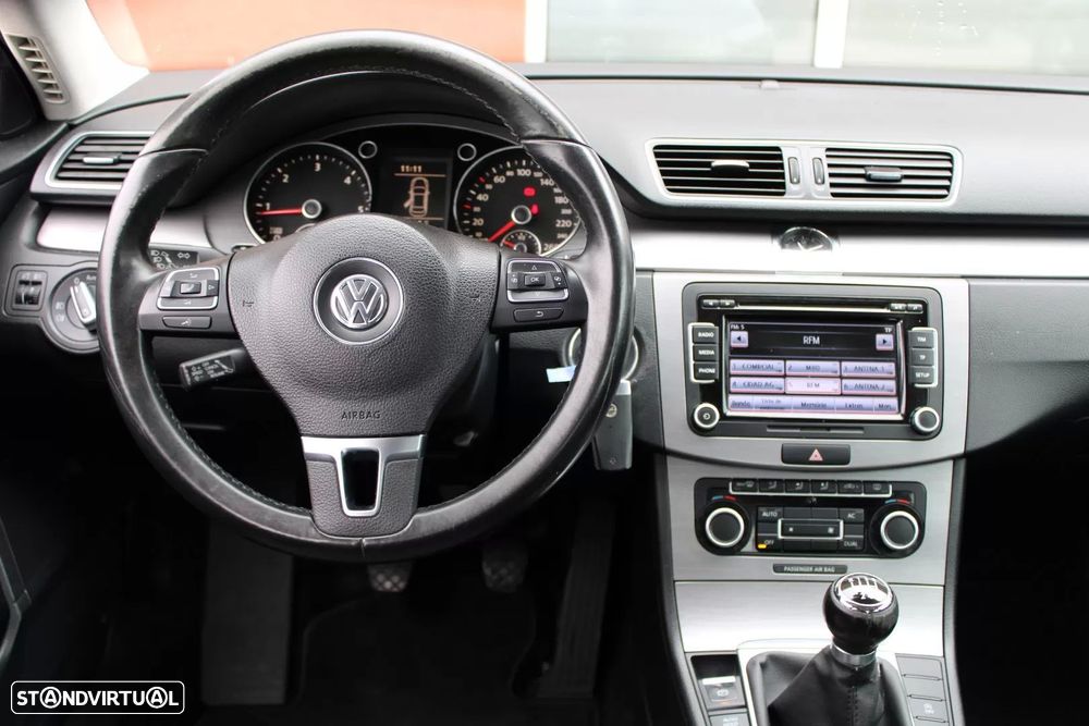 VW Passat 1.6 TDI Confortline - 18