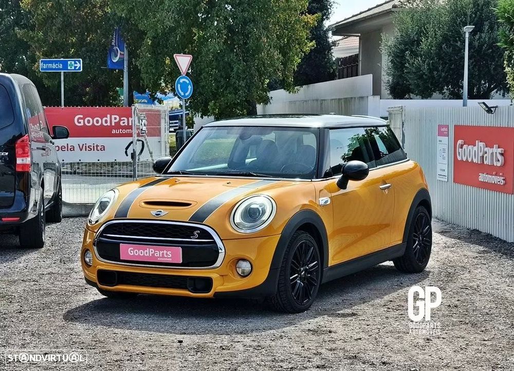MINI 3 Portas Cooper SD - 1
