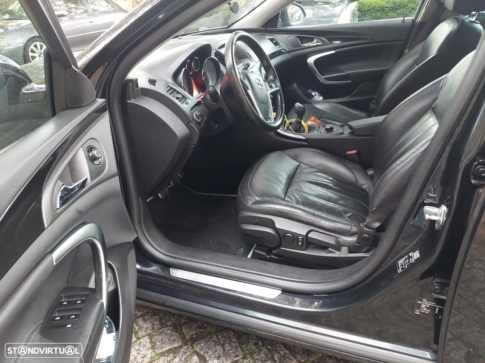 Opel Insignia Sports Tourer 2.0 CDTI Cosmo - 2