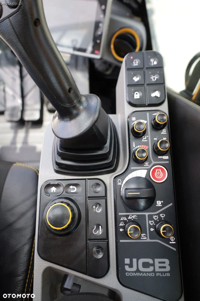 JCB 131X LC - 23