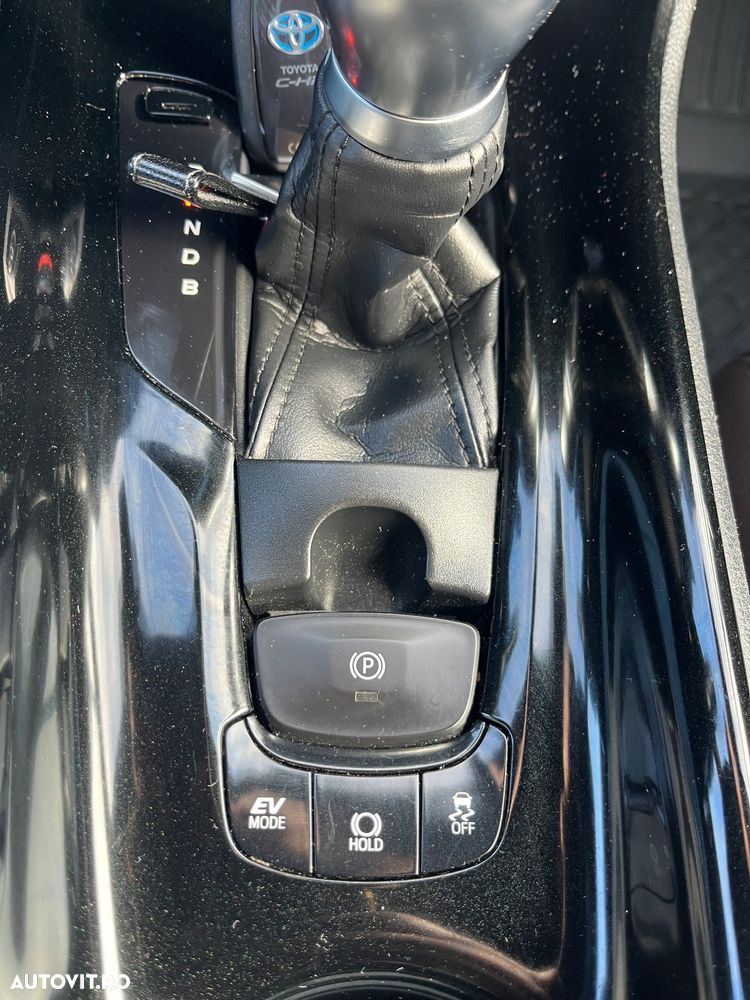 Toyota C-HR Business-Edition - 8