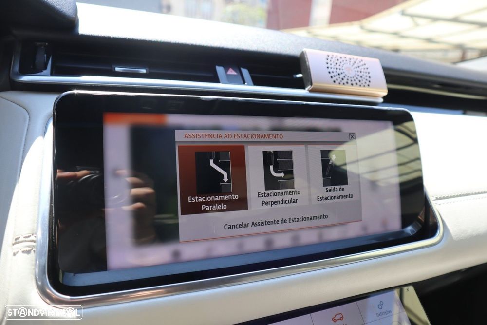 Land Rover Range Rover Velar 3.0 D R-Dynamic HSE - 24