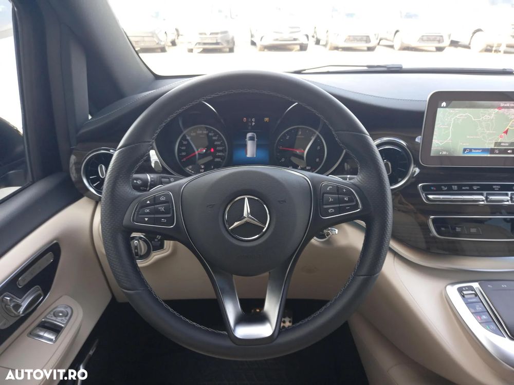 Mercedes-Benz V - 15