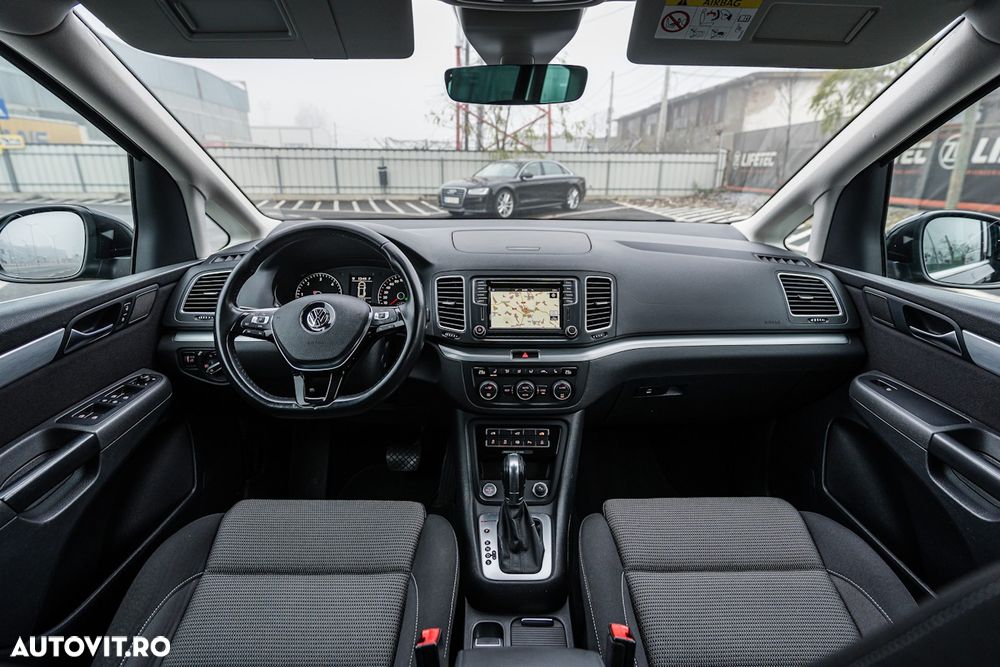 Volkswagen Sharan 2.0 TDI DSG (BlueMotion Technology) Comfortline - 23