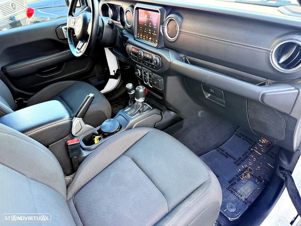 Jeep Wrangler Unlimited 2.0 TG 4xe Sahara - 24