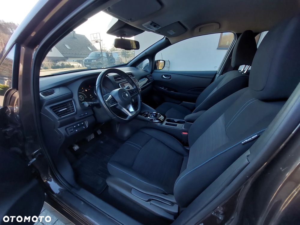 Nissan Leaf 40 kWh N-Connecta - 11