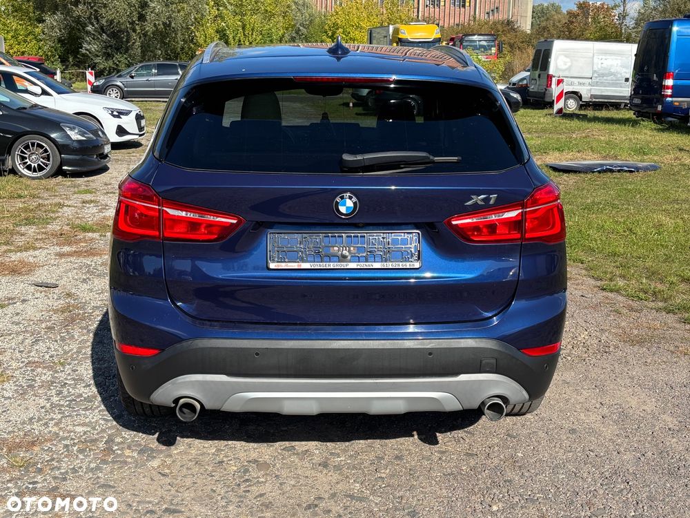 BMW X1 xDrive25i xLine - 12